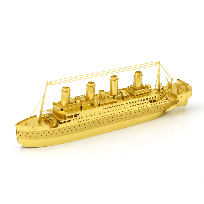 爱拼 全金属DIY拼装模型3D免胶立体拼图 泰坦尼克号 黄铜版