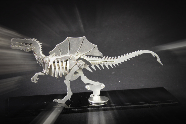 钢魔兽 不锈钢金属模型 可拆卸拼装 侏罗纪公园恐龙 棘龙 成品